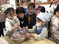 食育(ココア蒸しパン)1